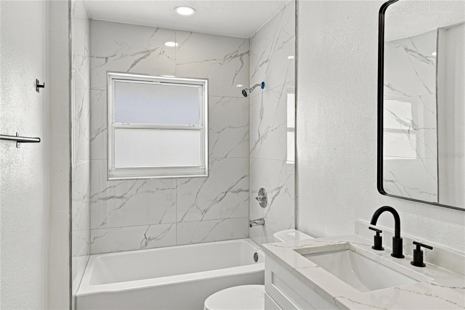 1302 ROBIN ROAD S, St Petersburg, FL 33707