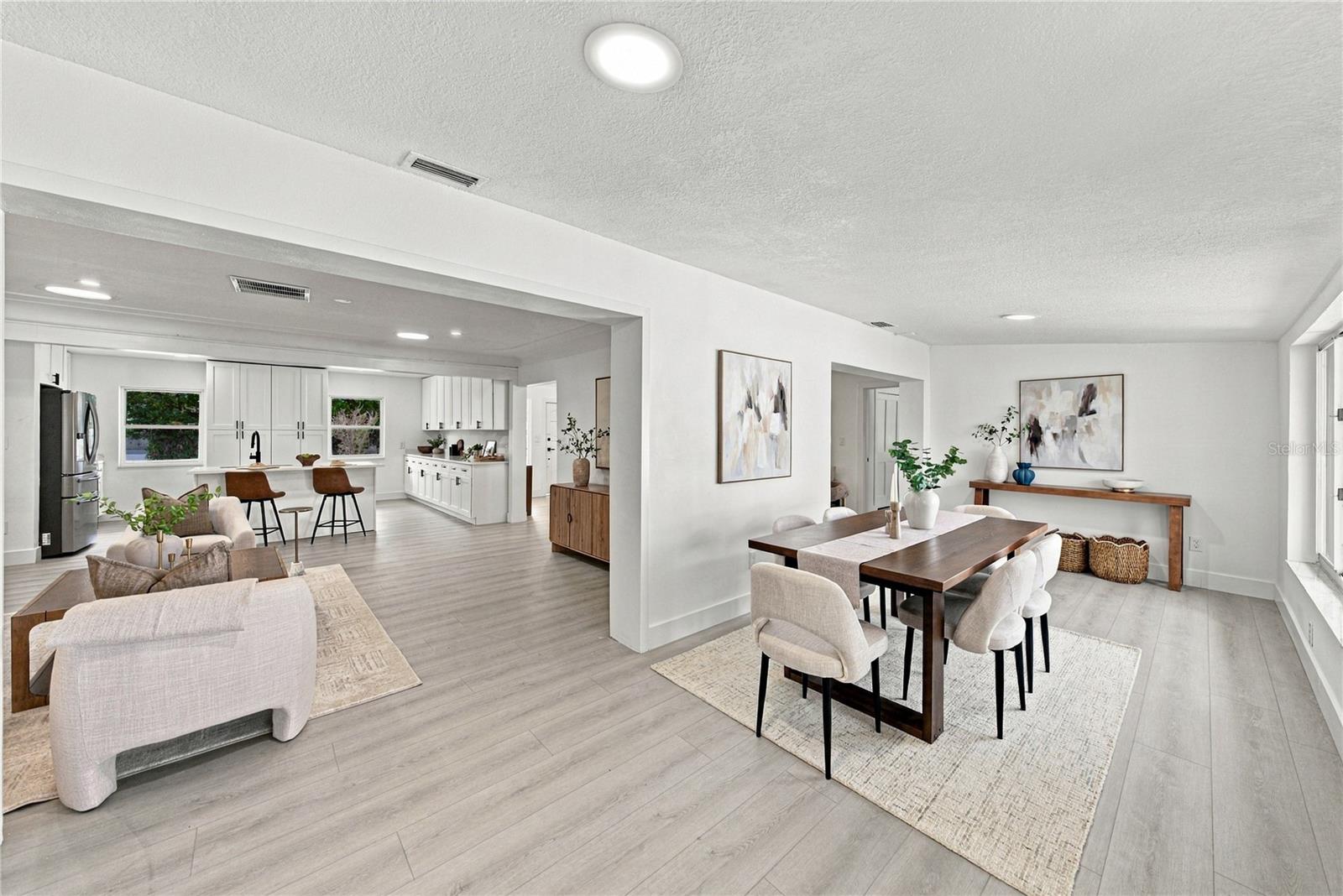 1302 ROBIN ROAD S, St Petersburg, FL 33707