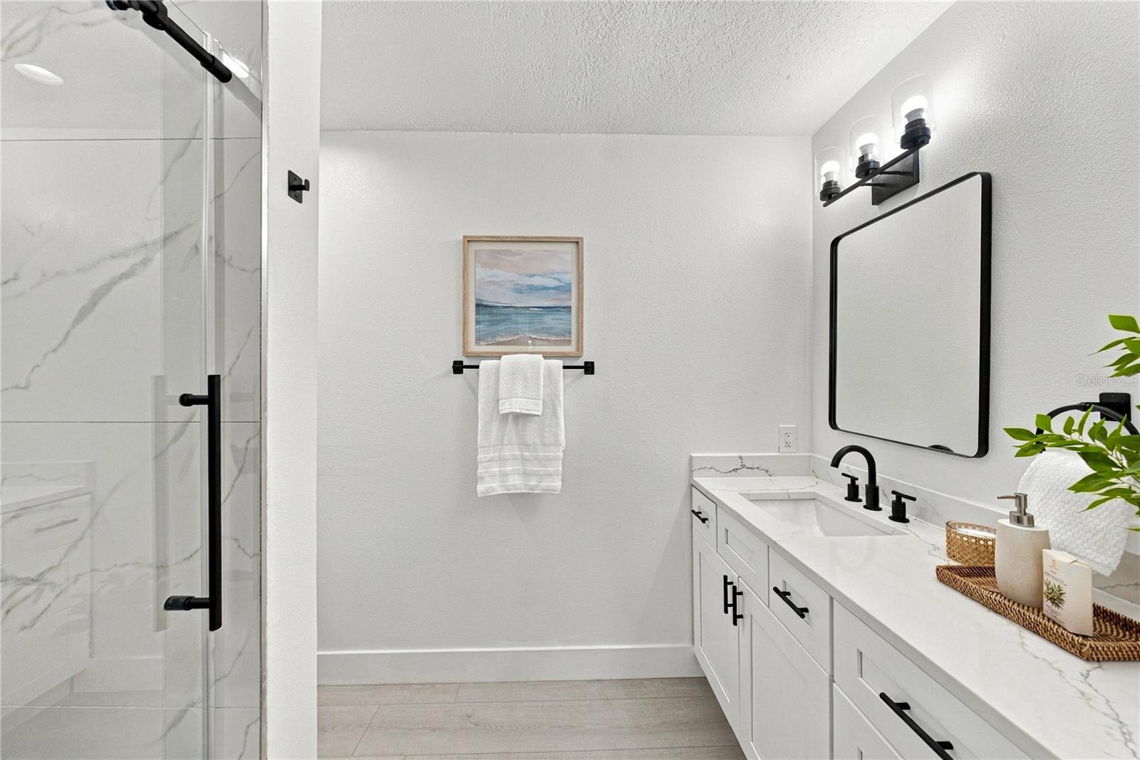 1302 ROBIN ROAD S, St Petersburg, FL 33707
