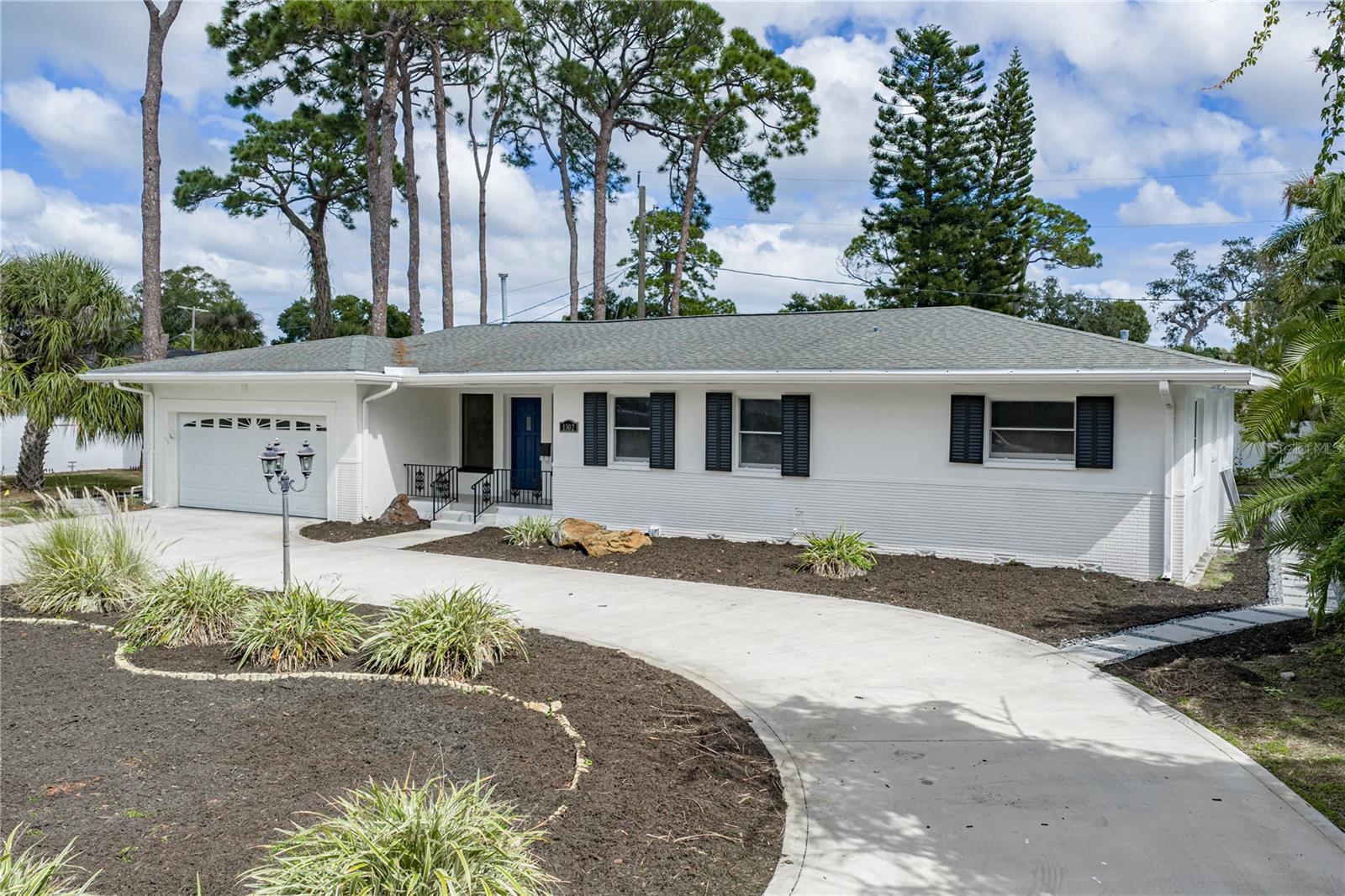 1302 ROBIN ROAD S, St Petersburg, FL 33707