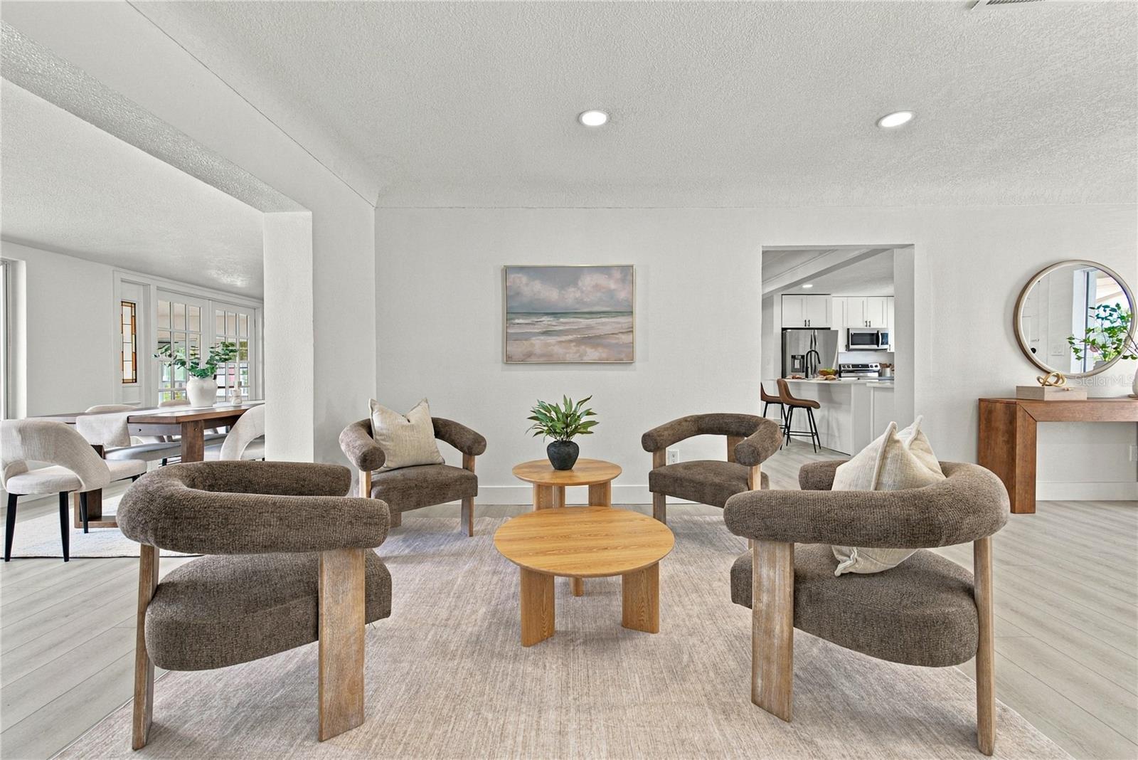 1302 ROBIN ROAD S, St Petersburg, FL 33707