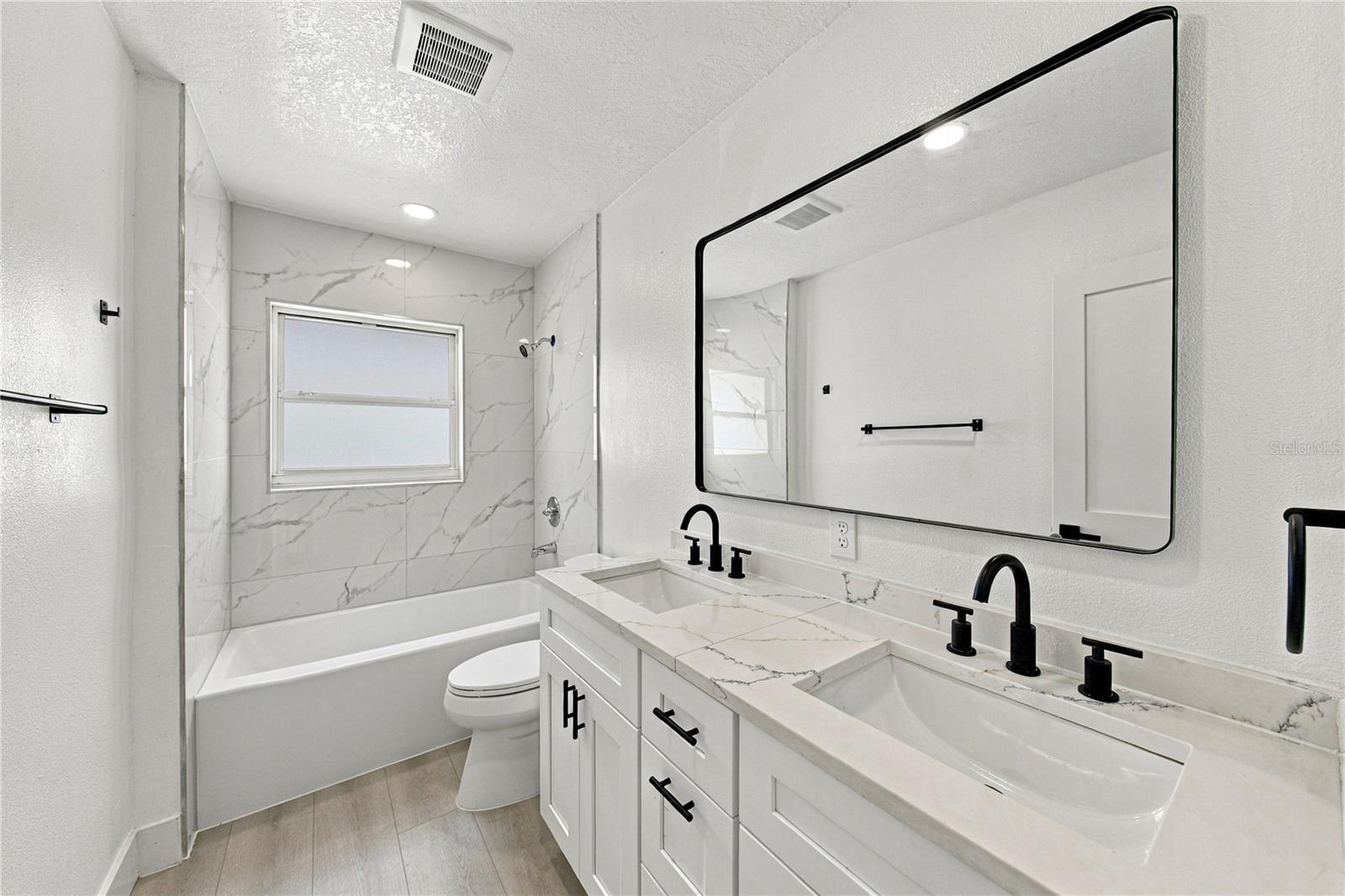 1302 ROBIN ROAD S, St Petersburg, FL 33707
