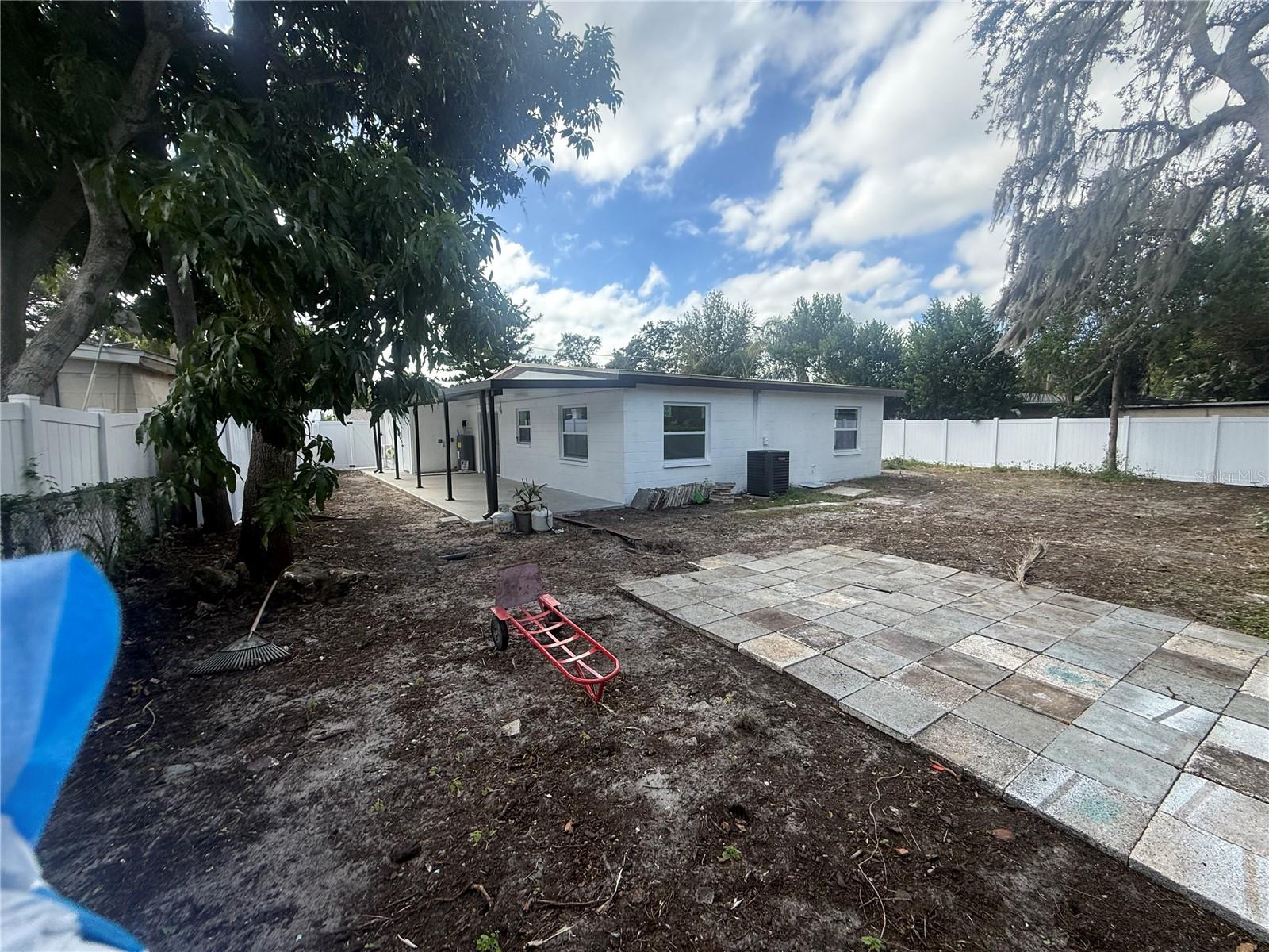 2617 W CRENSHAW STREET, Tampa, FL 33614