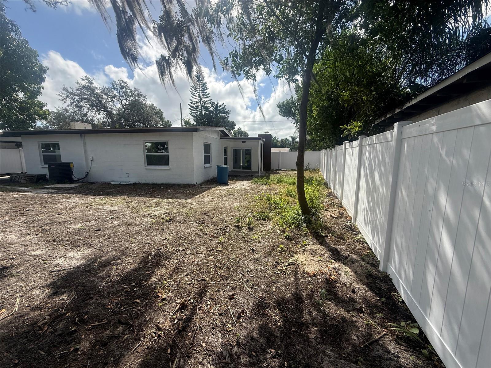 2617 W CRENSHAW STREET, Tampa, FL 33614