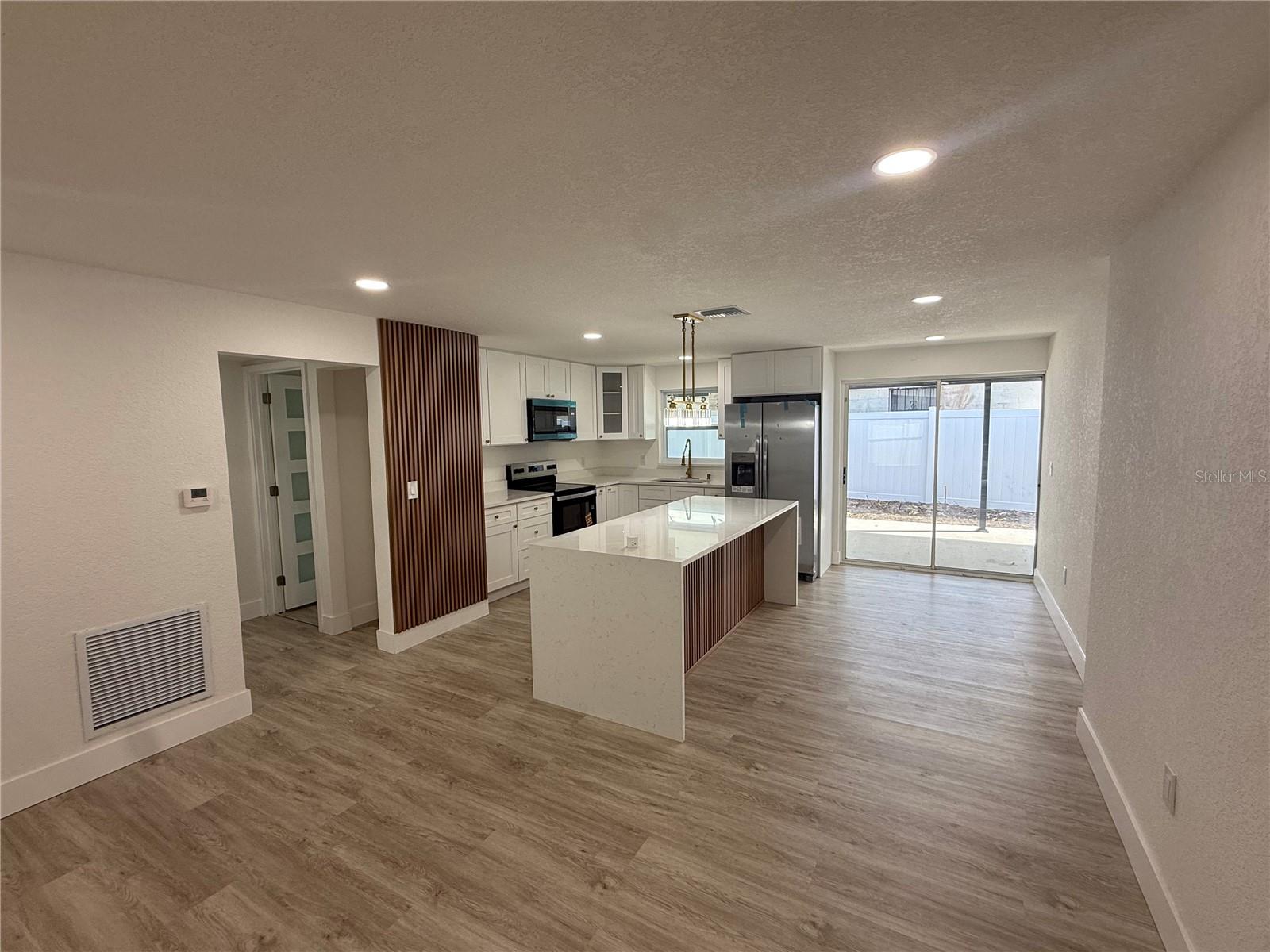 2617 W CRENSHAW STREET, Tampa, FL 33614 2617 W CRENSHAW STREET, Tampa, FL 33614