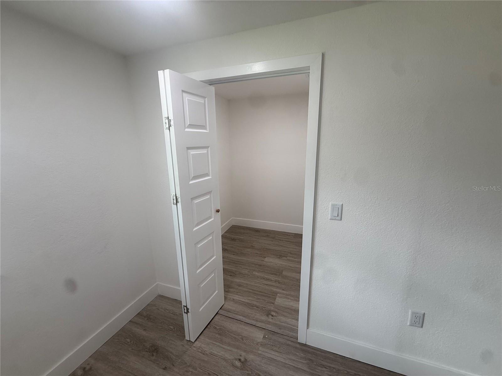 2617 W CRENSHAW STREET, Tampa, FL 33614