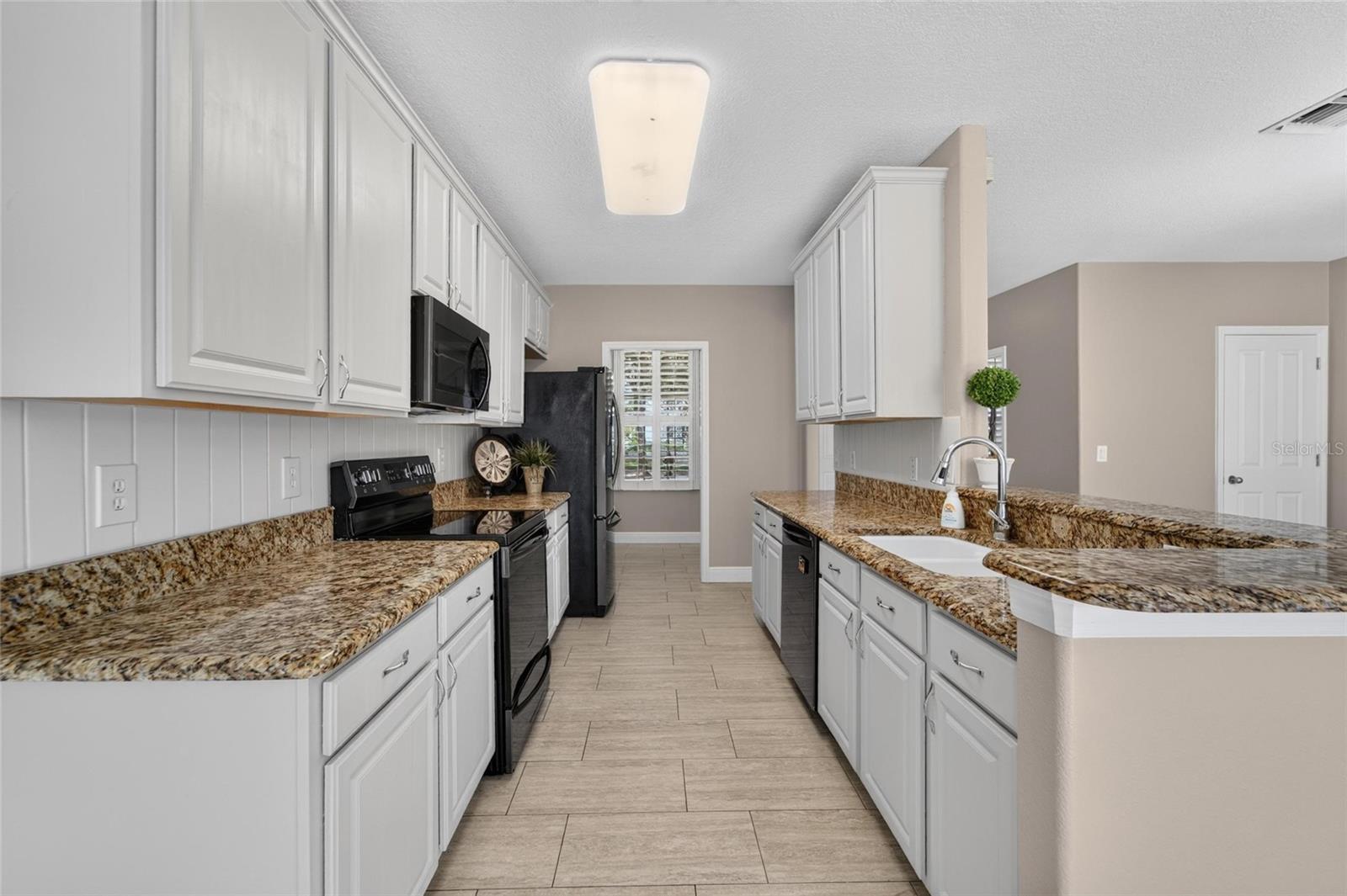 17049 DORMAN ROAD, Lithia, FL 33547