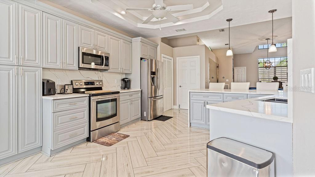 804 GOLF ISLAND DRIVE, Apollo Beach, FL 33572