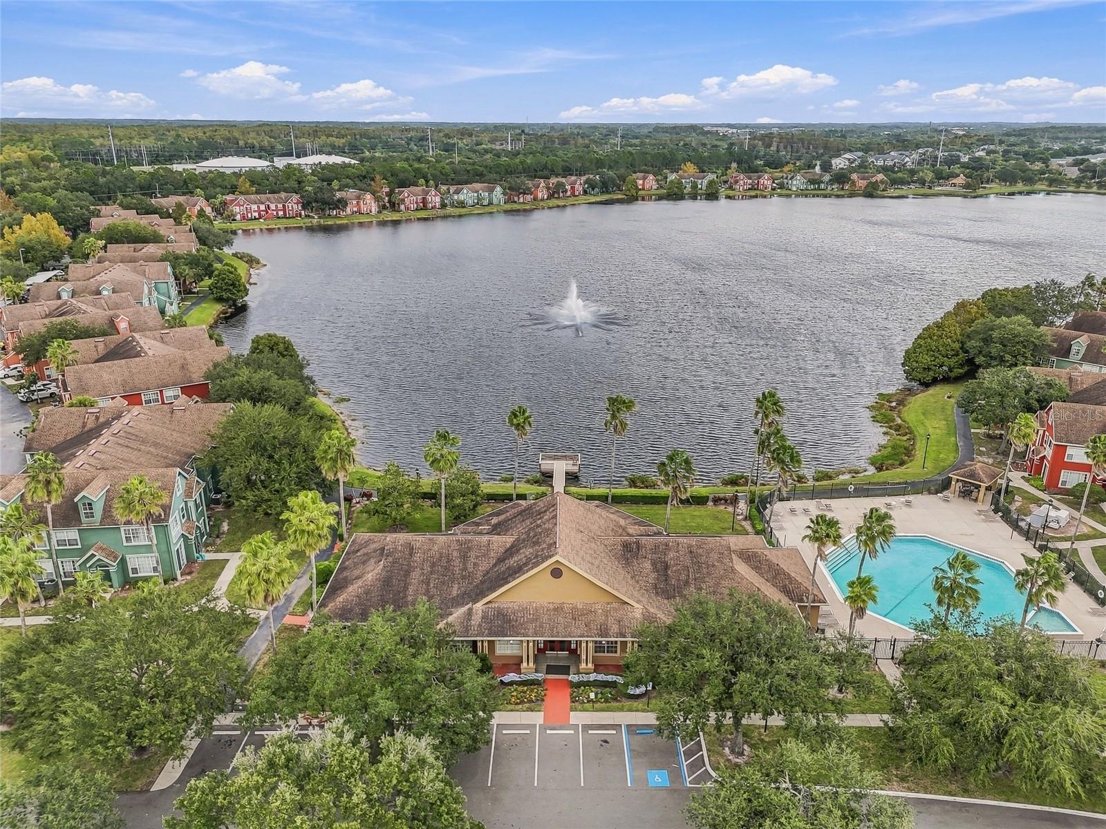 9746 LAKE CHASE ISLAND WAY, Tampa, FL 33626