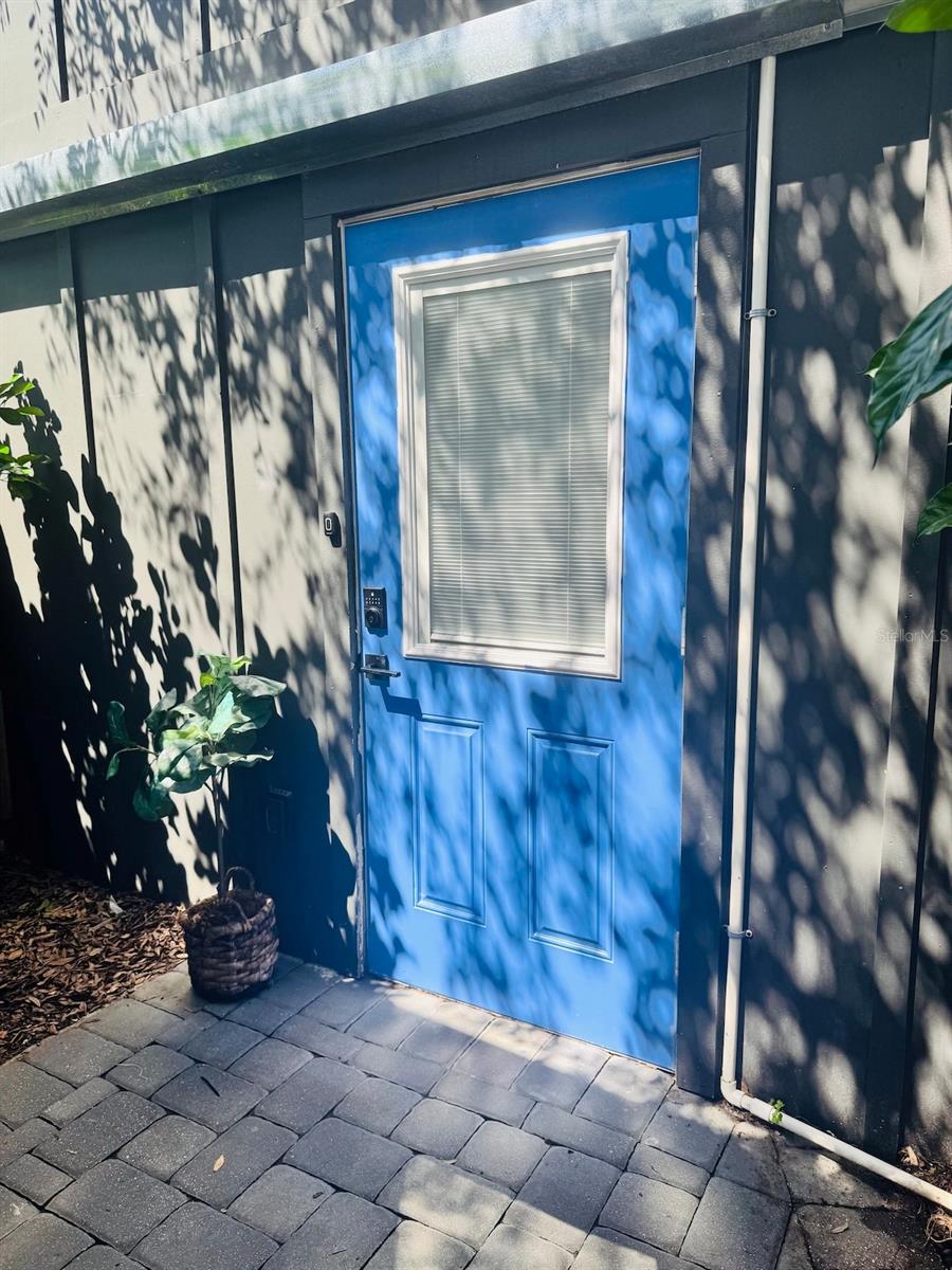 4211 S DREXEL AVENUE, Tampa, FL 33611