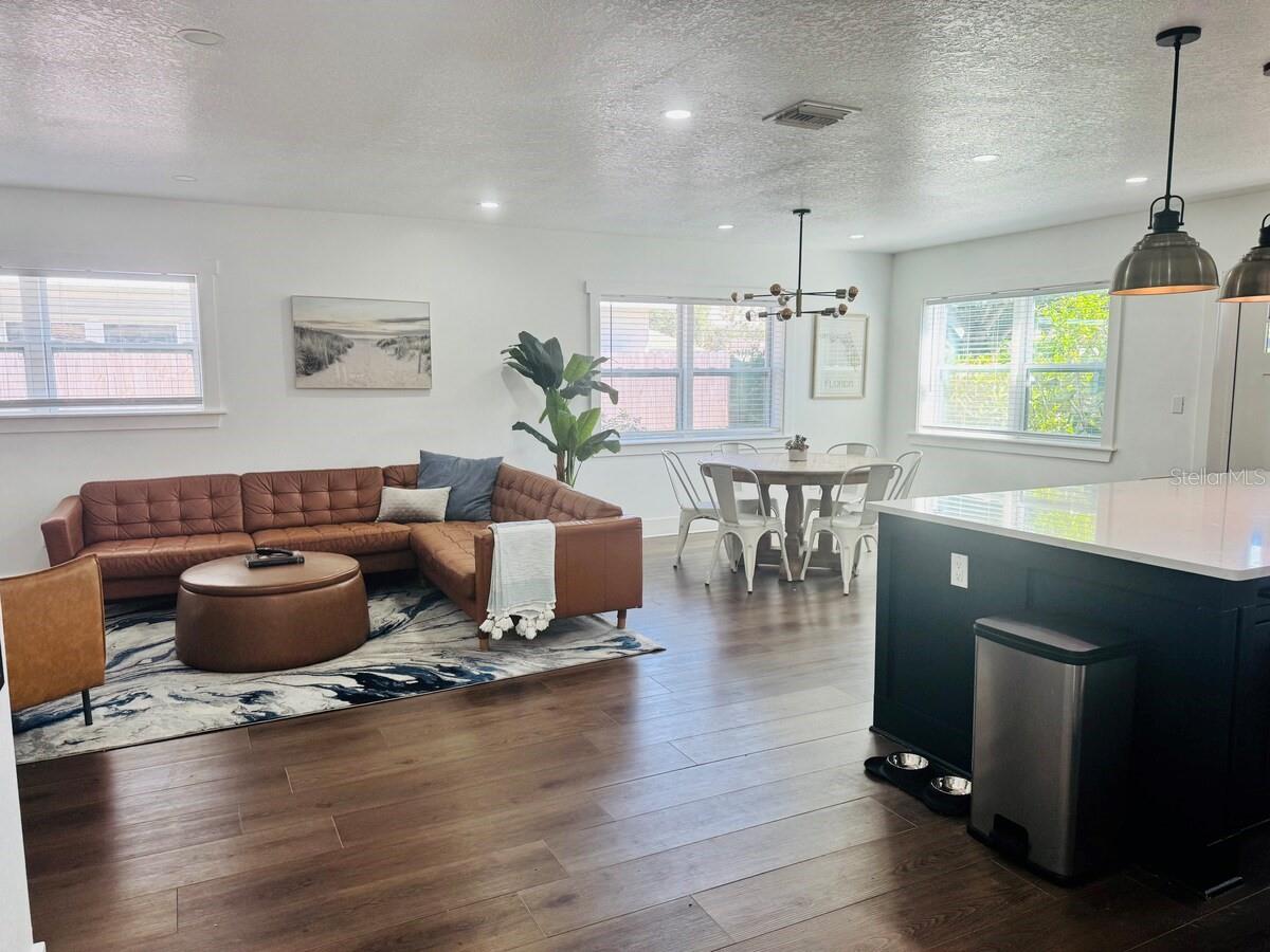 4211 S DREXEL AVENUE, Tampa, FL 33611