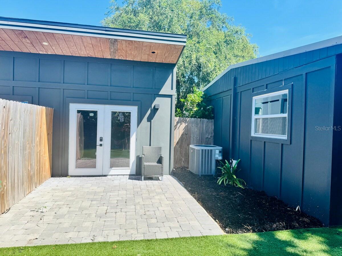 4211 S DREXEL AVENUE, Tampa, FL 33611