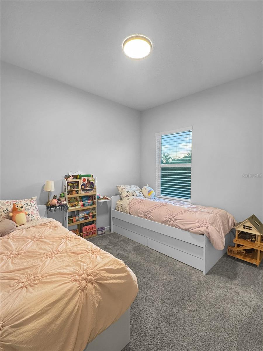 2nd bedroom