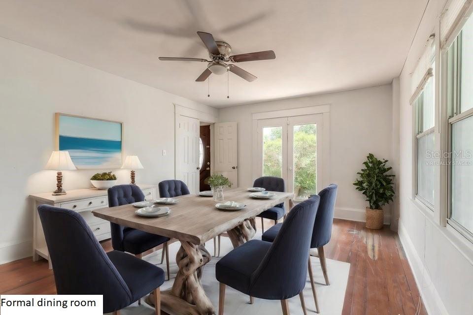 Virtually staged dining room