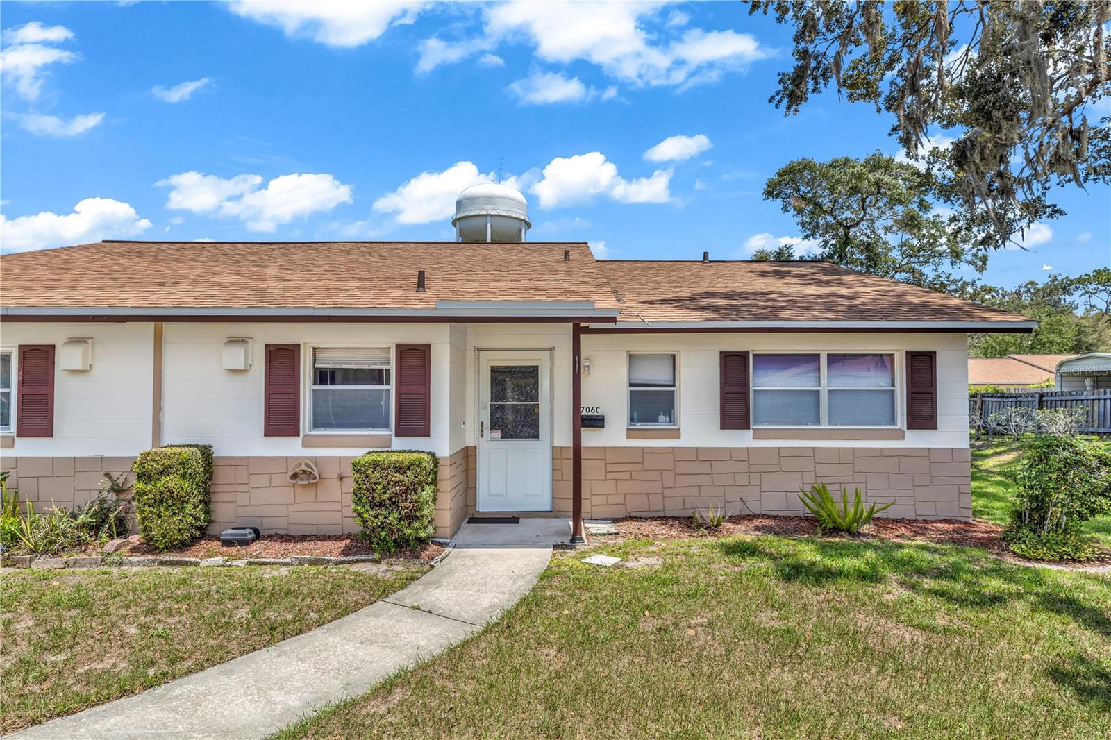 706 E MINNESOTA AVENUE, #C, Deland, FL 32724
