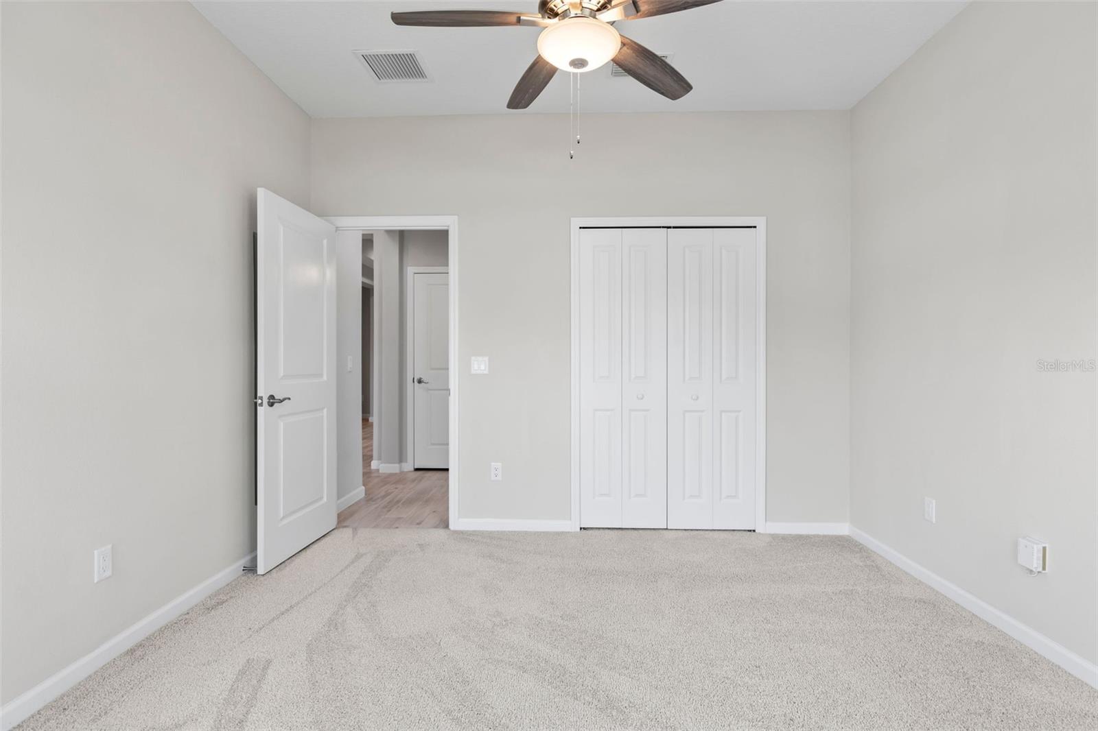 586 LOST SHAKER WAY, Daytona Beach, FL 32124