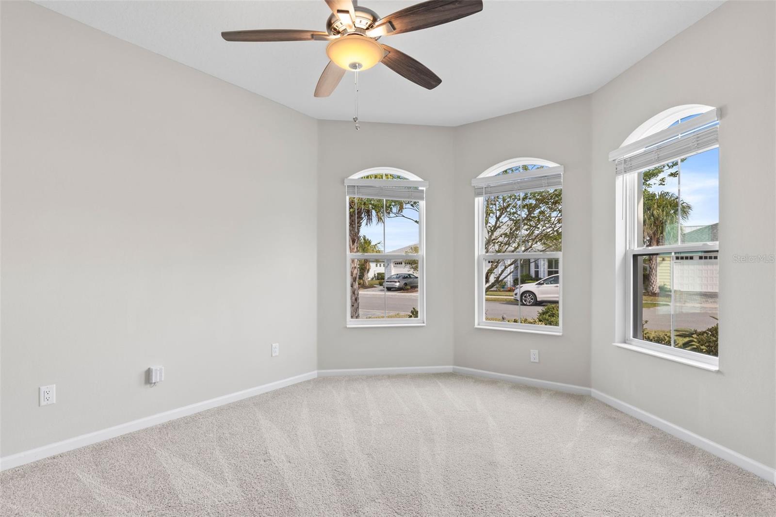 586 LOST SHAKER WAY, Daytona Beach, FL 32124