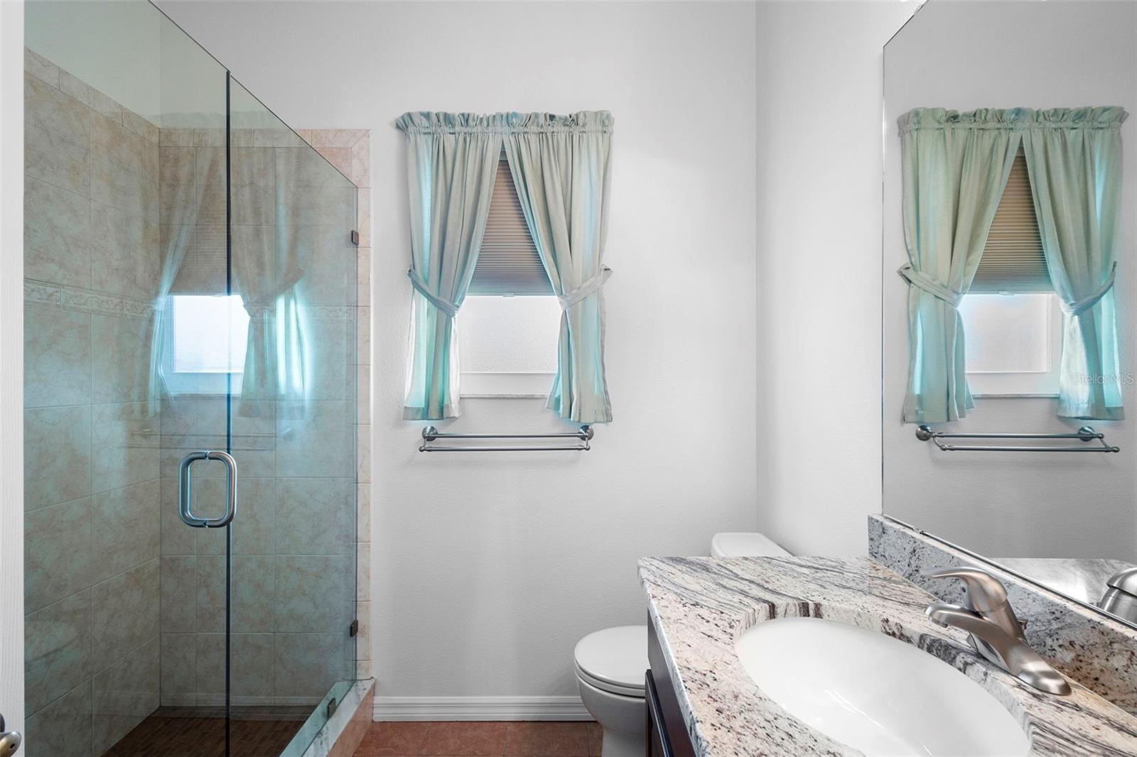 BATHROOM 2