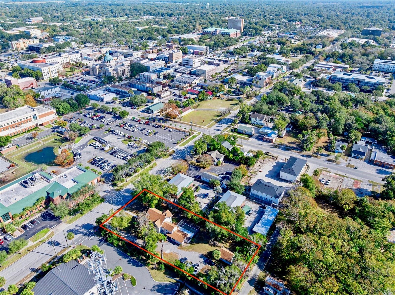228 W HOWRY AVENUE, Deland, FL 32720