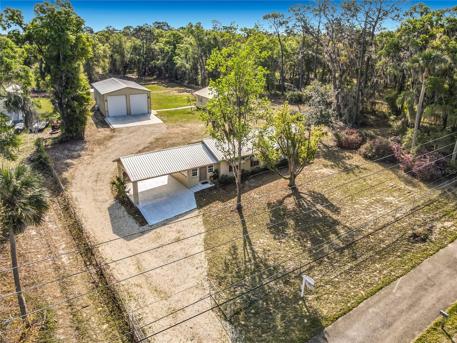 4611 GRAND AVENUE, De Leon Springs, FL 32130