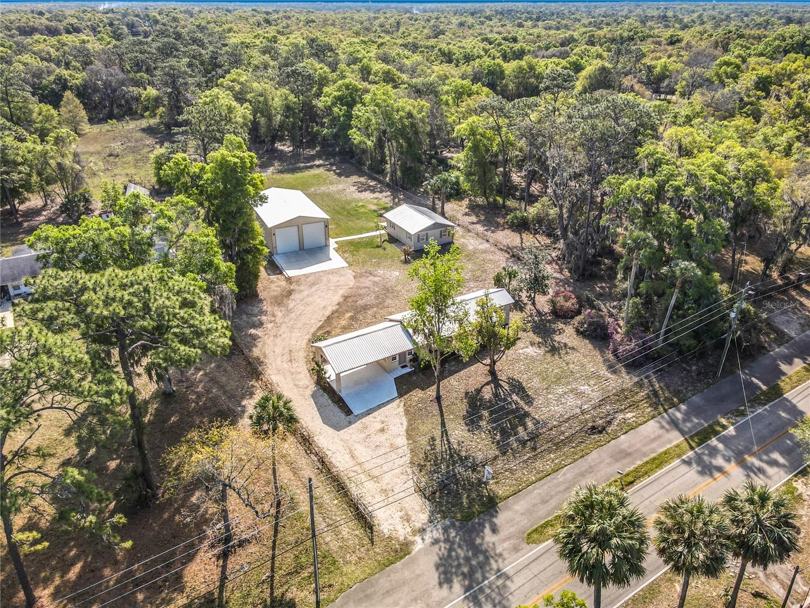 4611 GRAND AVENUE, De Leon Springs, FL 32130