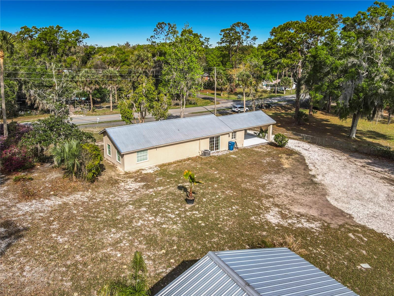 4611 GRAND AVENUE, De Leon Springs, FL 32130