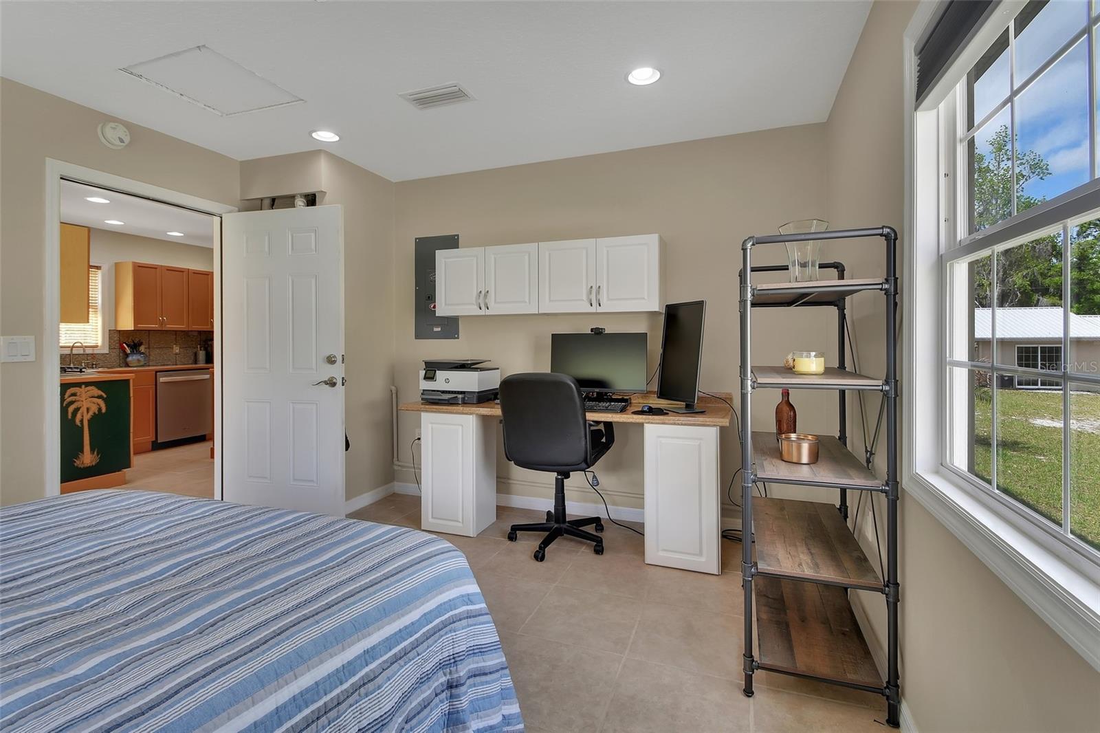 Hone #2 Bedroom #1
