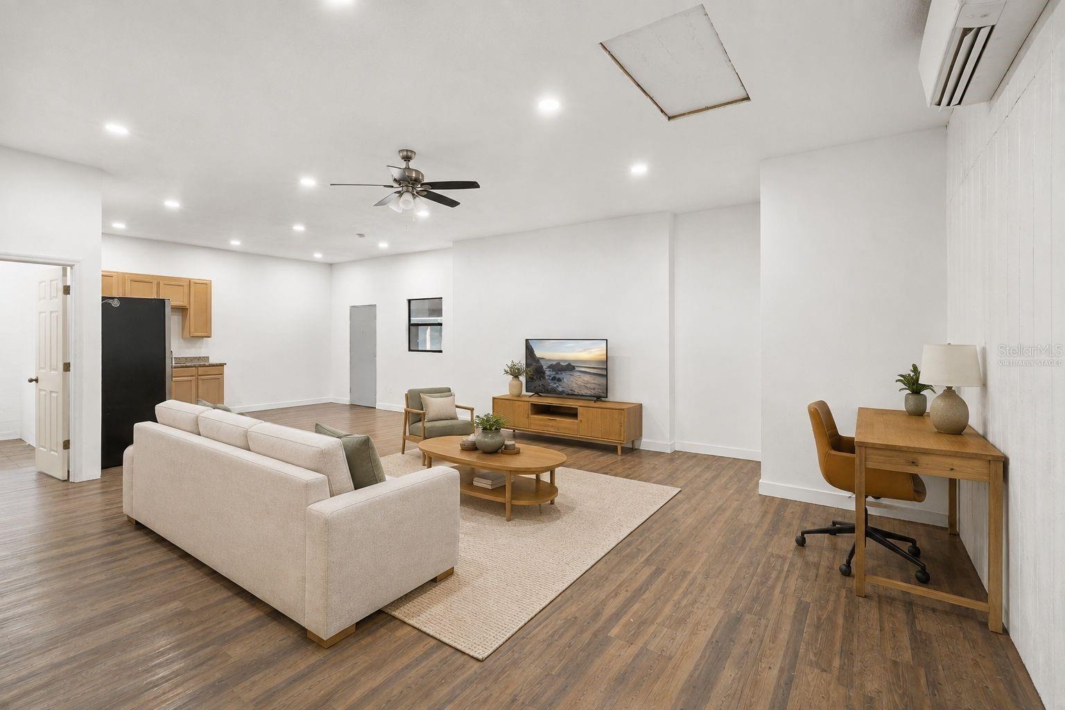 Virtually Staged Apartment in ADU /second structure