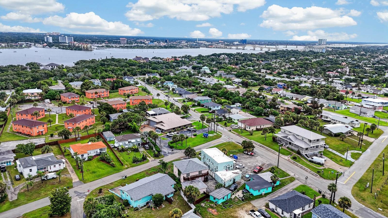 2005 SCHULTE AVENUE, Daytona Beach, FL 32118