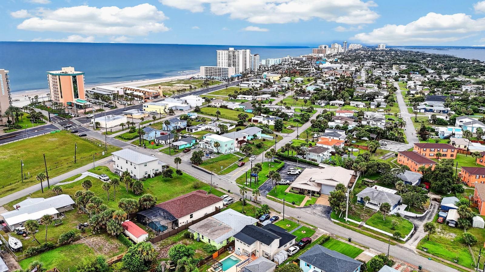 2005 SCHULTE AVENUE, Daytona Beach, FL 32118