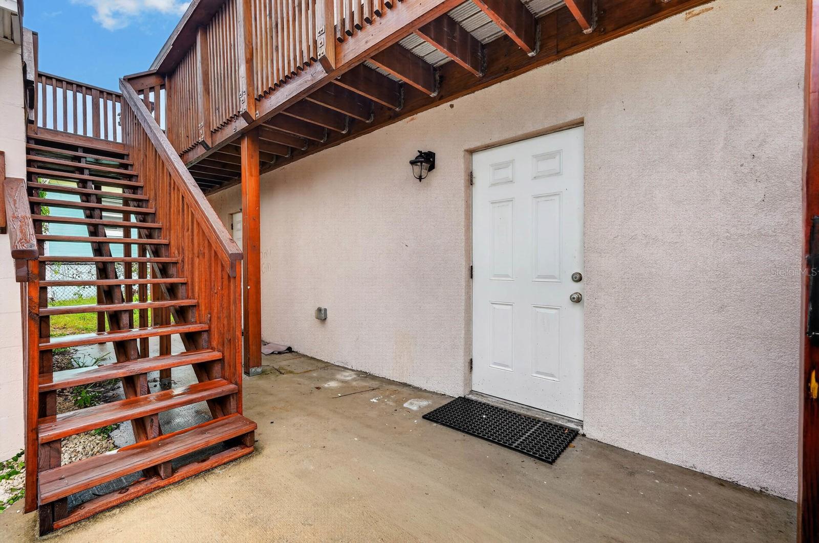 2005 SCHULTE AVENUE, Daytona Beach, FL 32118
