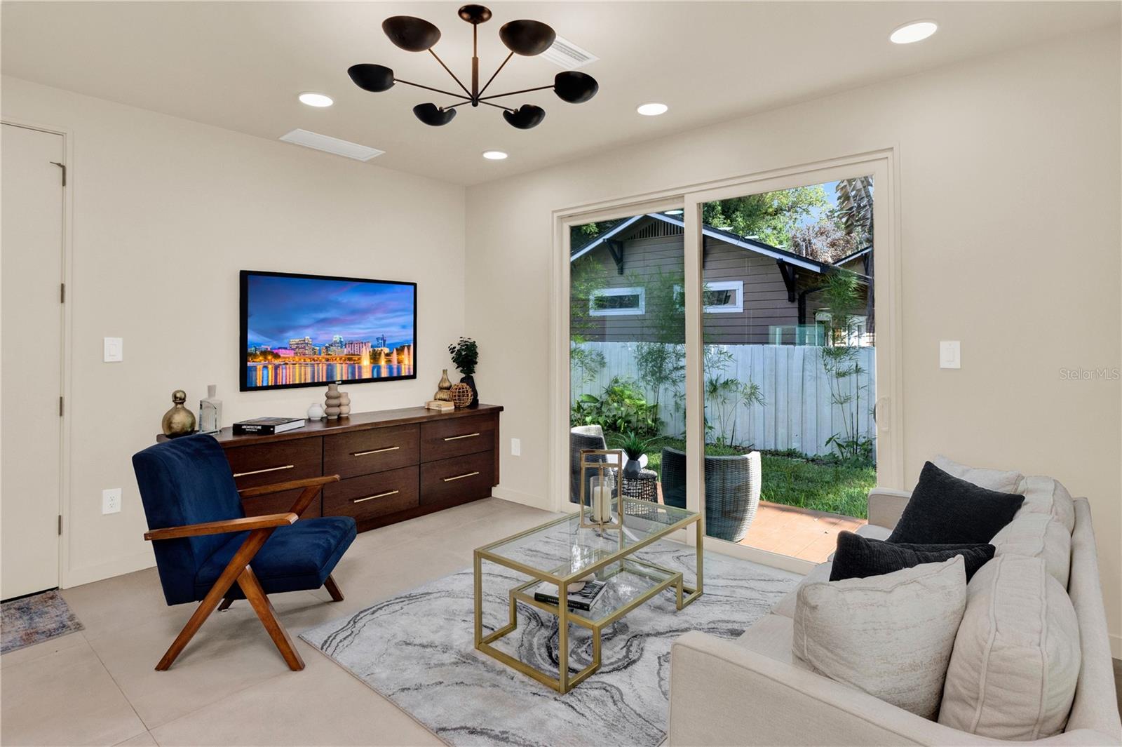 102 W PRINCETON STREET, Orlando, FL 32804