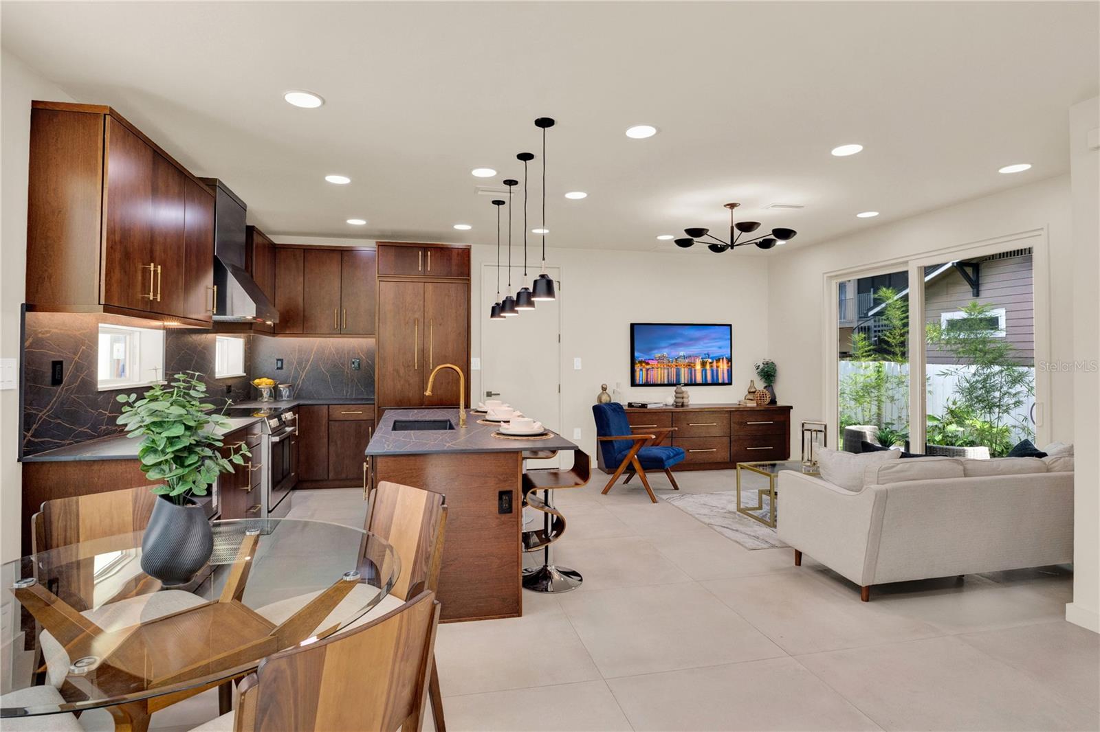 102 W PRINCETON STREET, Orlando, FL 32804