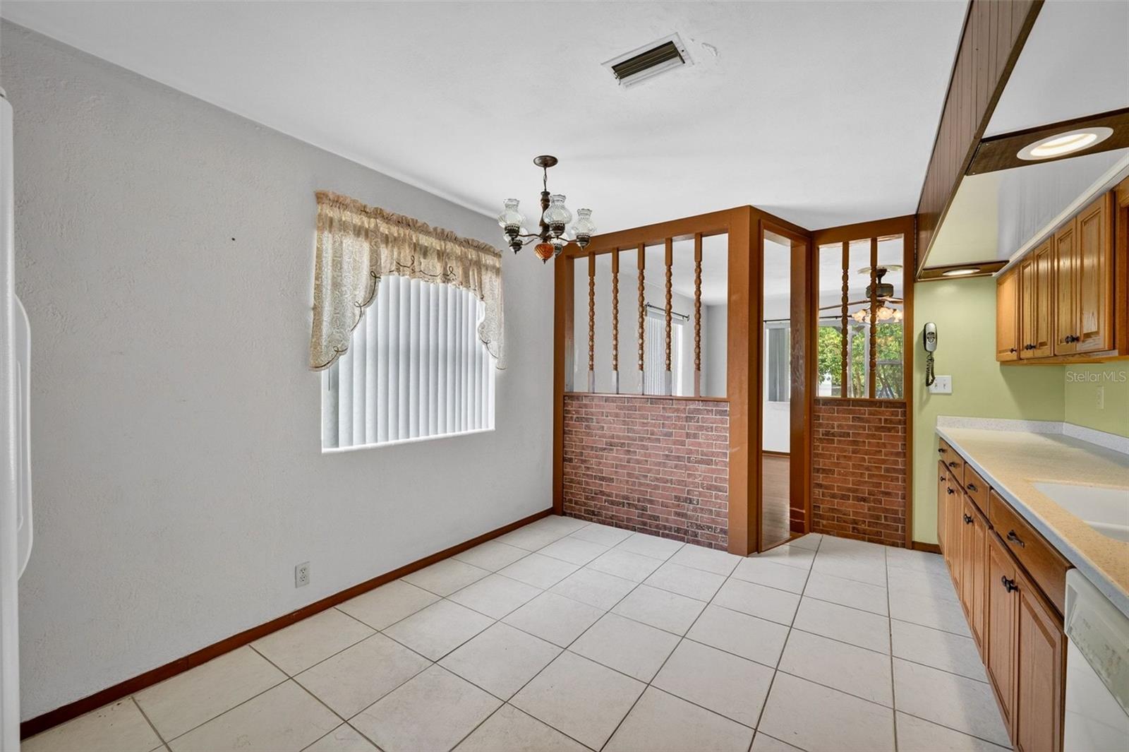 1961 CAROLINA AVENUE, Ormond Beach, FL 32174