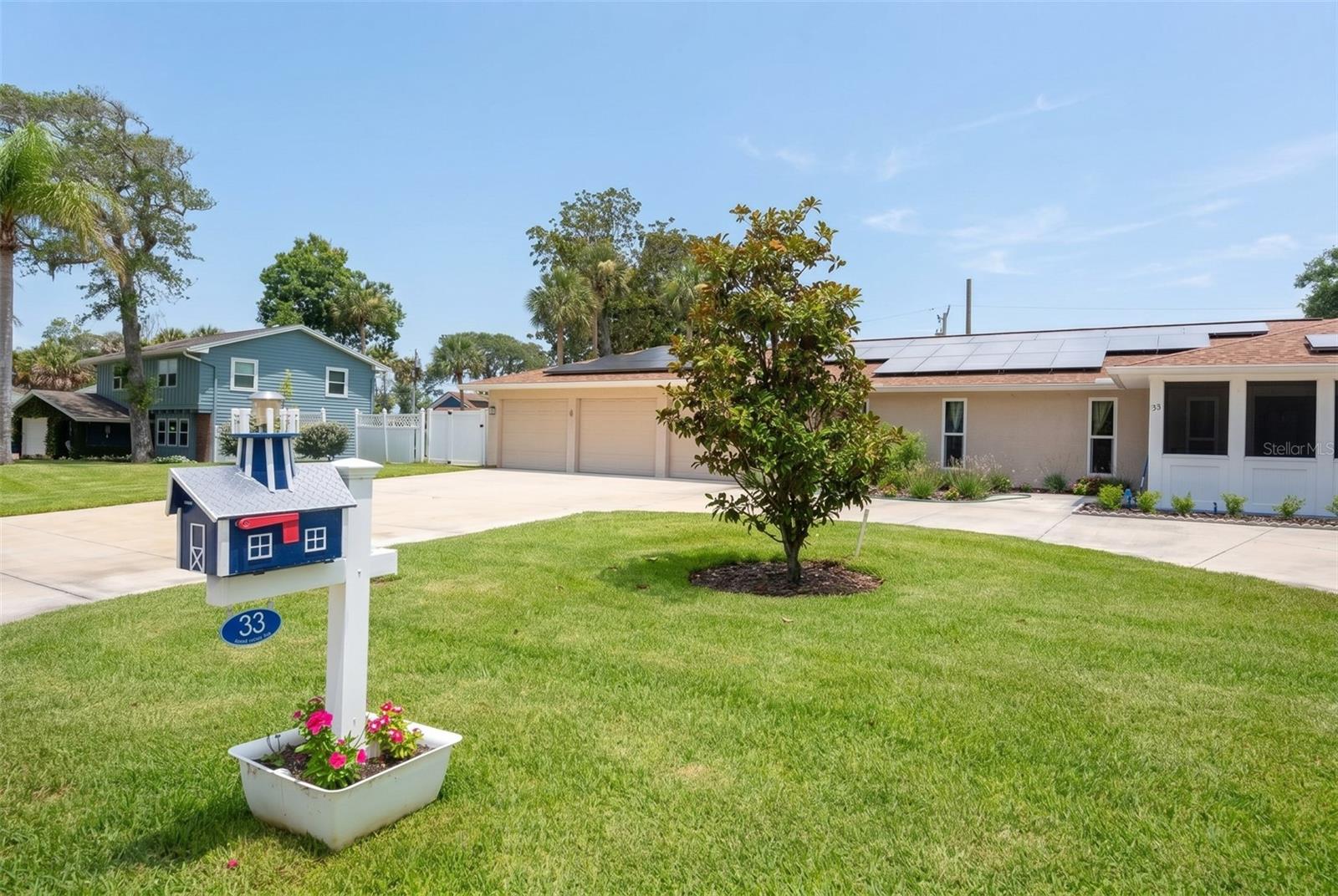 33 SANDCASTLE DRIVE, Ormond Beach, FL 32176
