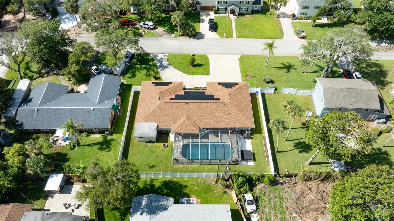 33 SANDCASTLE DRIVE, Ormond Beach, FL 32176