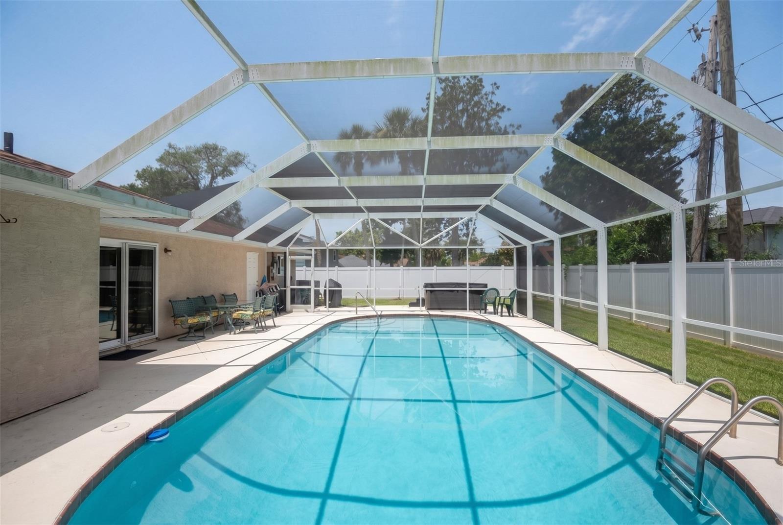 33 SANDCASTLE DRIVE, Ormond Beach, FL 32176