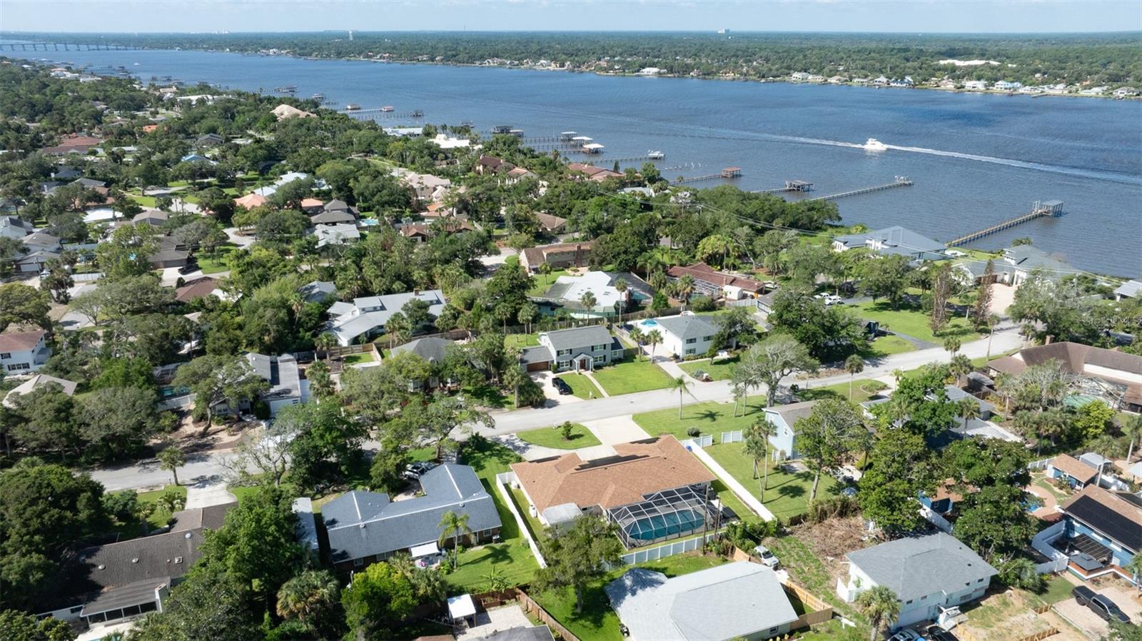33 SANDCASTLE DRIVE, Ormond Beach, FL 32176