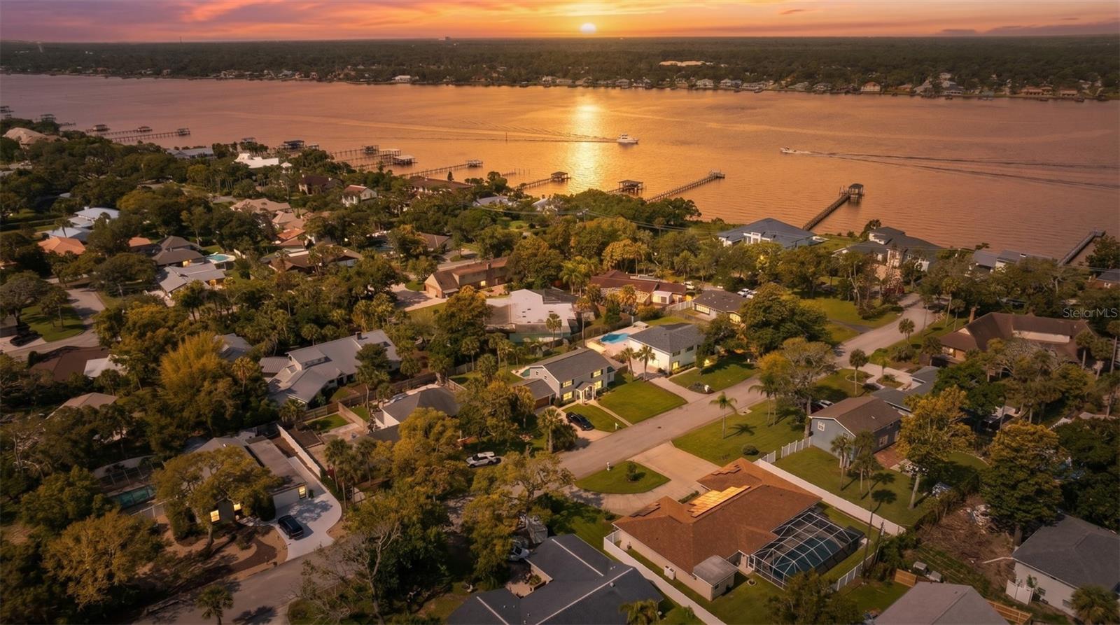33 SANDCASTLE DRIVE, Ormond Beach, FL 32176