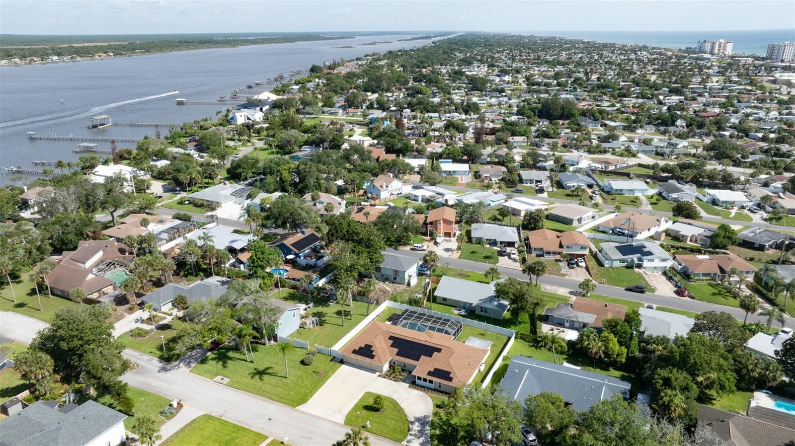 33 SANDCASTLE DRIVE, Ormond Beach, FL 32176