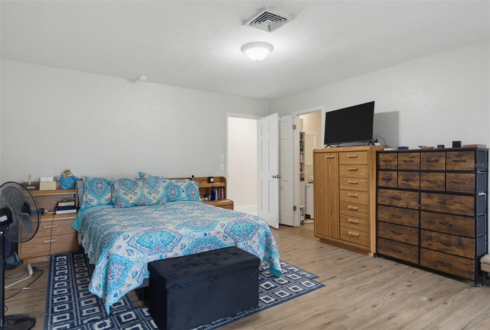33 SANDCASTLE DRIVE, Ormond Beach, FL 32176