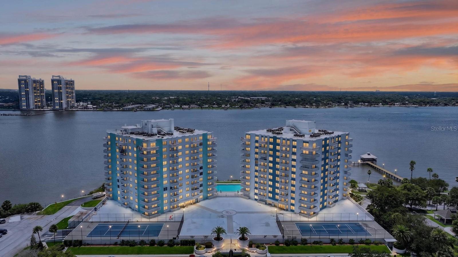 925 N HALIFAX AVENUE, #403, Daytona Beach, FL 32118