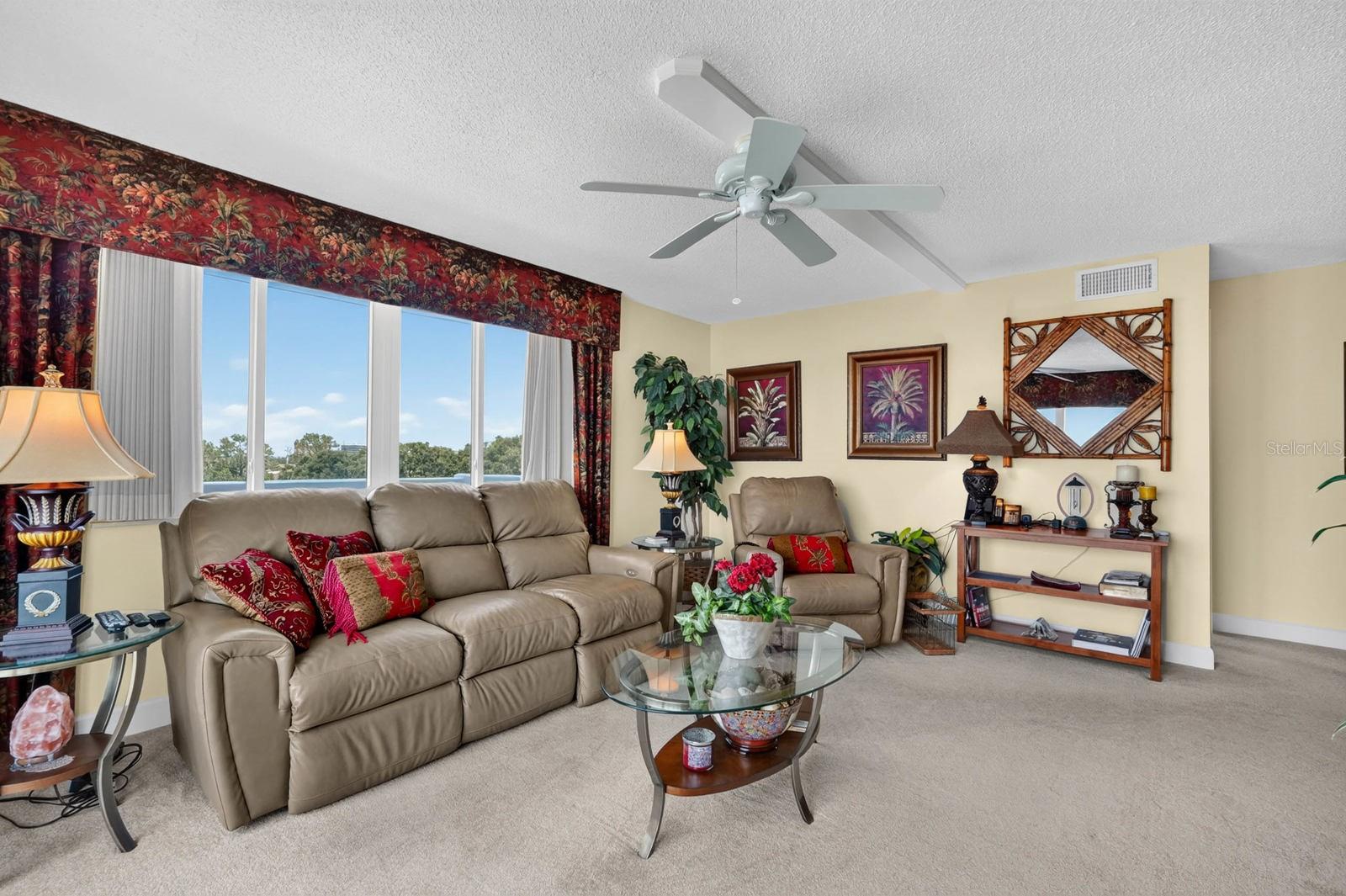 925 N HALIFAX AVENUE, #403, Daytona Beach, FL 32118