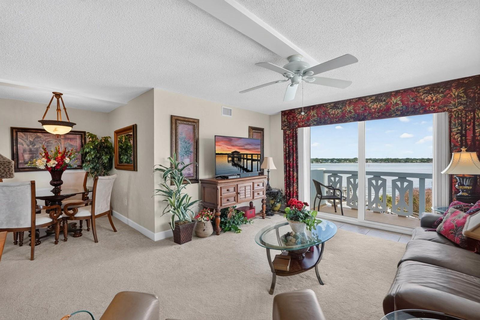 925 N HALIFAX AVENUE, #403, Daytona Beach, FL 32118 925 N HALIFAX AVENUE, #403, Daytona Beach, FL 32118