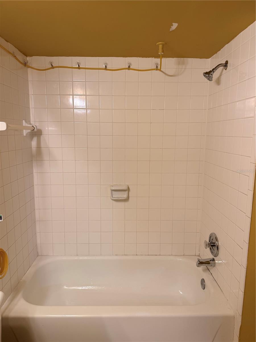 345 FORESTWAY CIRCLE, #107, Altamonte Springs, FL 32701