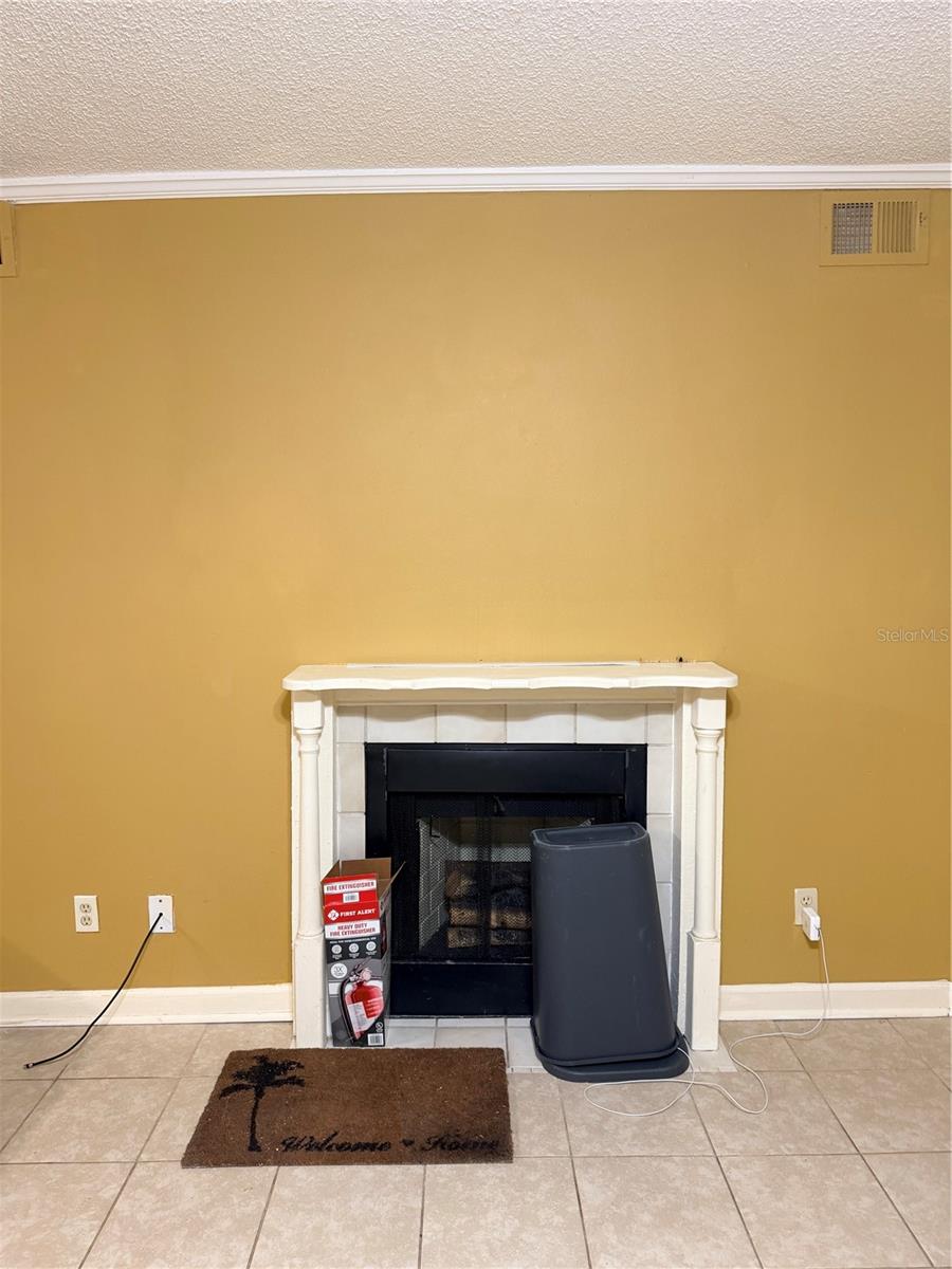 345 FORESTWAY CIRCLE, #107, Altamonte Springs, FL 32701