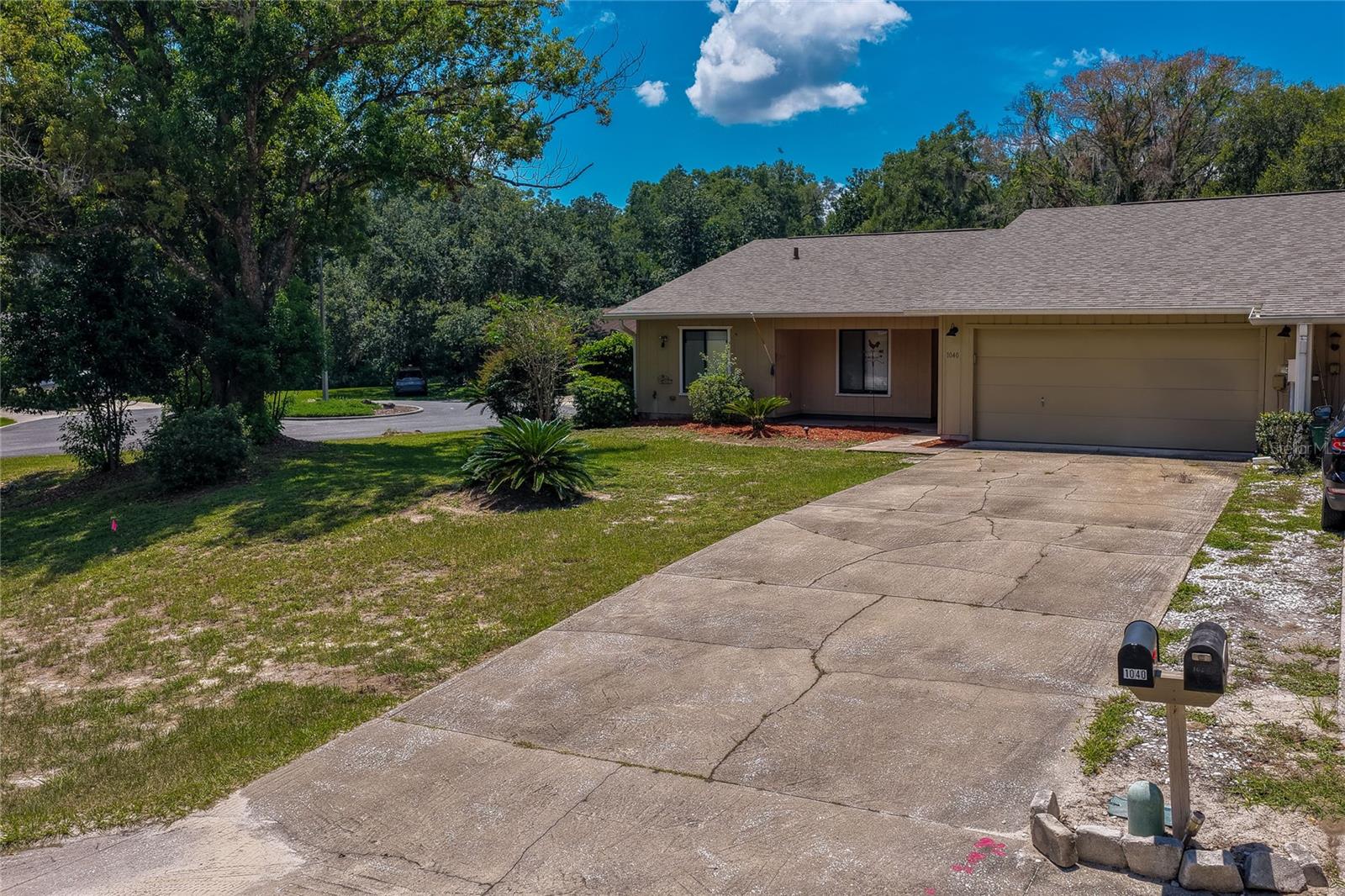 1040 W VILLAGE GREEN ROAD, Deland, FL 32720