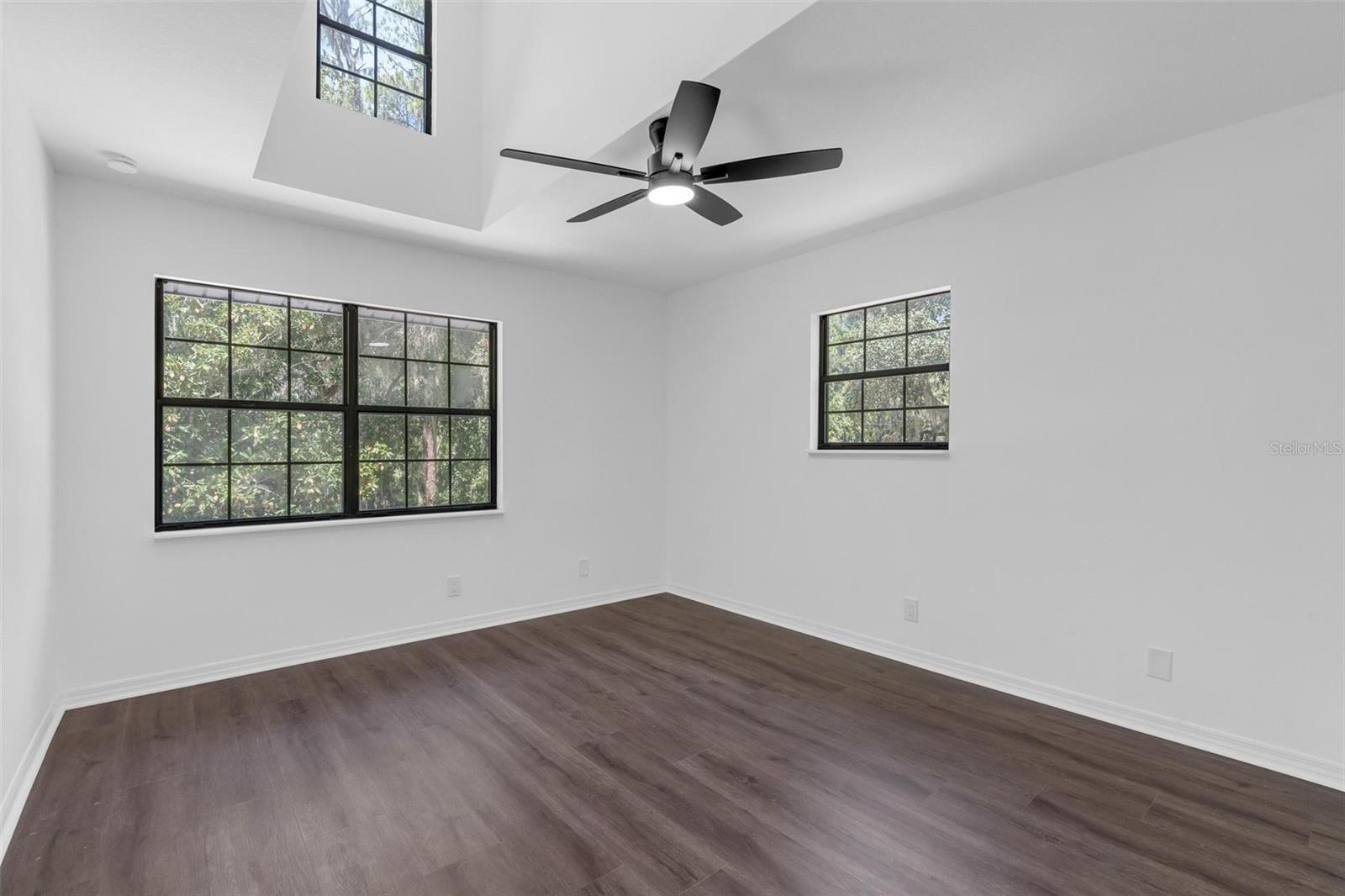 31018 COVE ROAD, Tavares, FL 32778