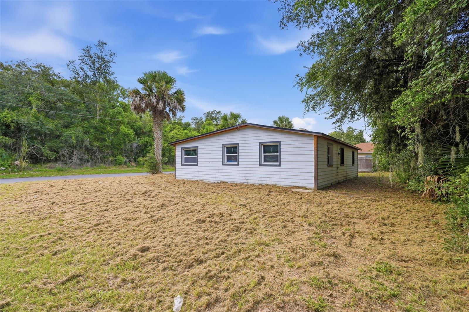 921 S SALISBURY AVENUE, Deland, FL 32720