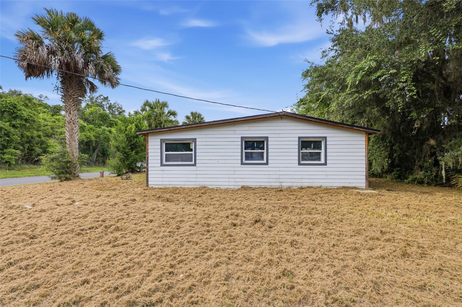 921 S SALISBURY AVENUE, Deland, FL 32720